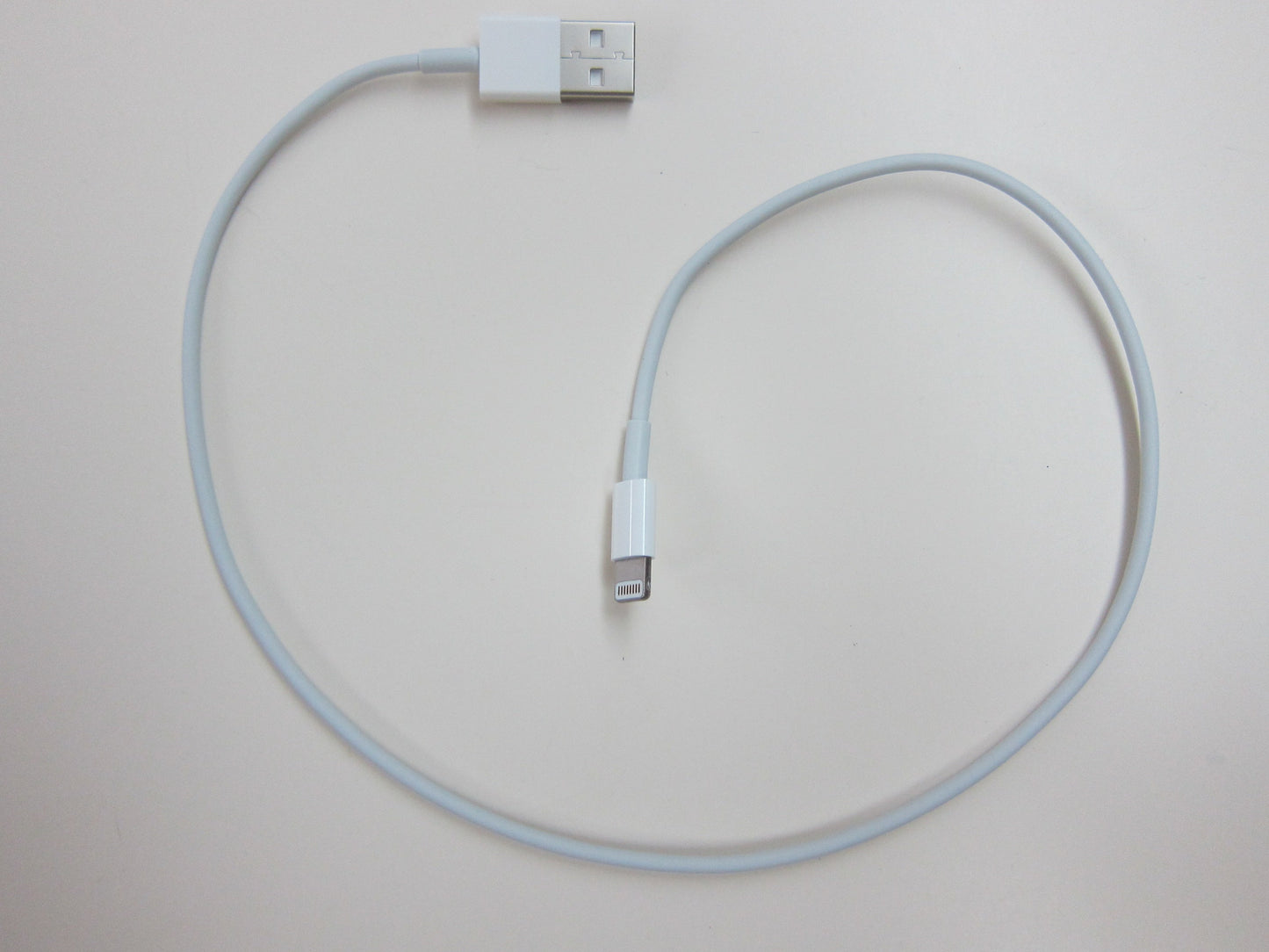 Apple 0.5m Lightning to USB Cable: Fast Charging & Syncing