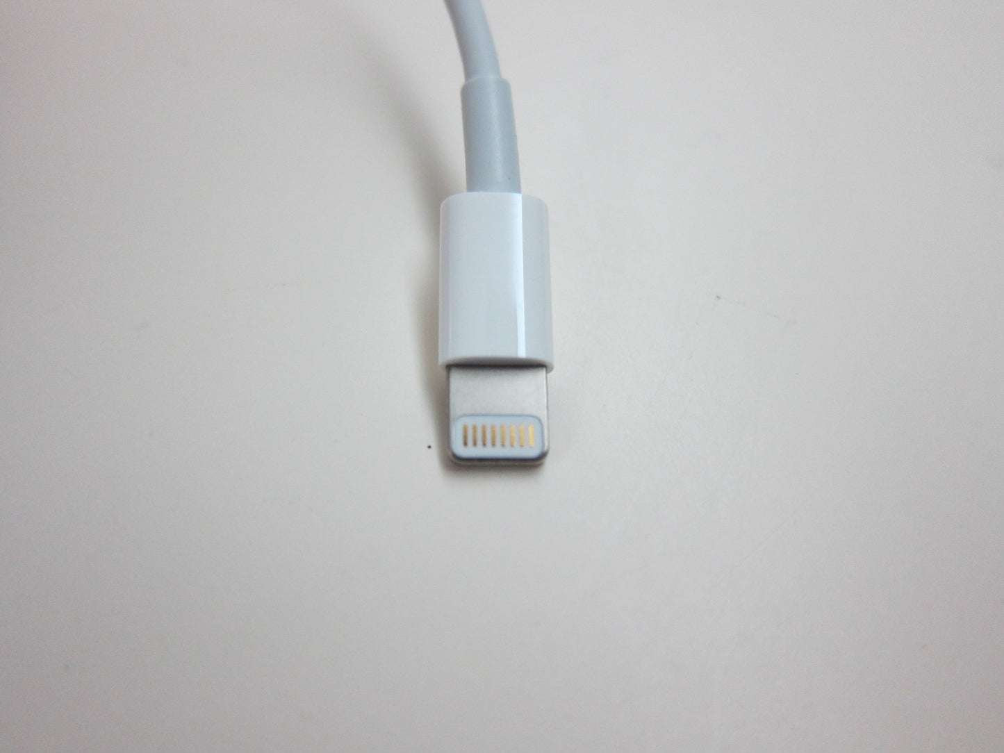 Apple 0.5m Lightning to USB Cable: Fast Charging & Syncing